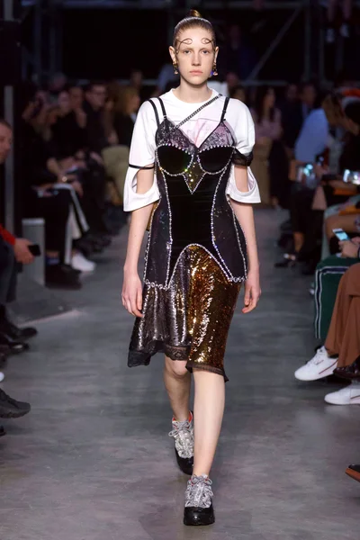 Look 37